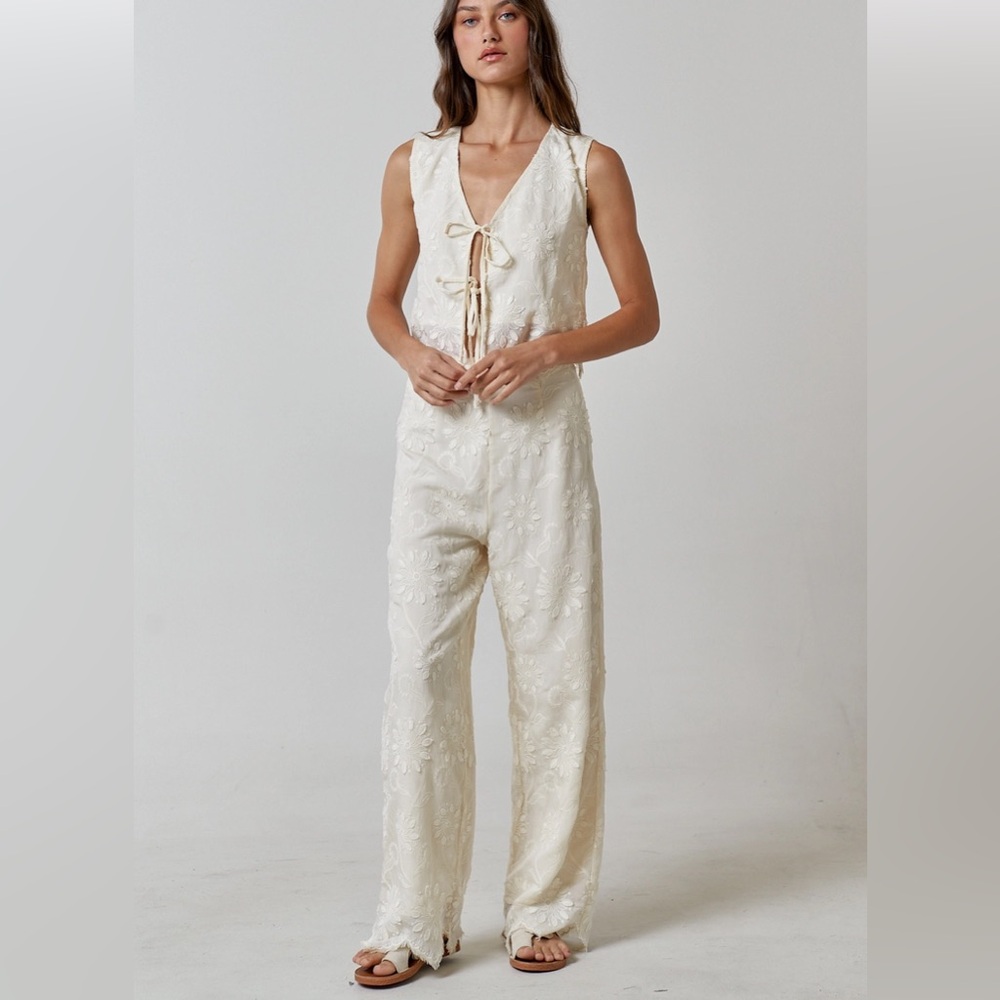 Elegant Cream Set (blouse + Pants)
